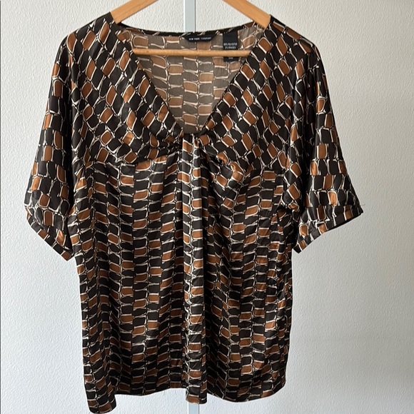 New York & Company Top XL Y2K Twist Front Satin V-Neck Retro Mod Art Deco Glam - Picture 7 of 12